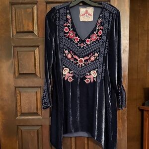 Johnny Was Blue Embroidered Top